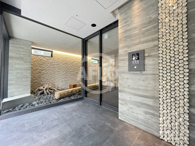 ファーストフィオーレ九条Ⅲのエントランス|ファーストフィオーレ九条III　エントランス