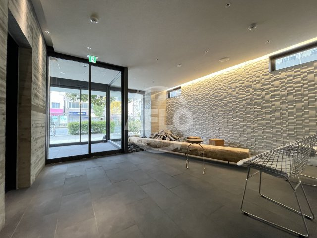 ファーストフィオーレ九条Ⅲのロビー|ファーストフィオーレ九条III　ロビー