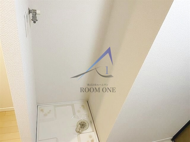 Rising place 桜木町二番館の設備|洗濯機置き場です。