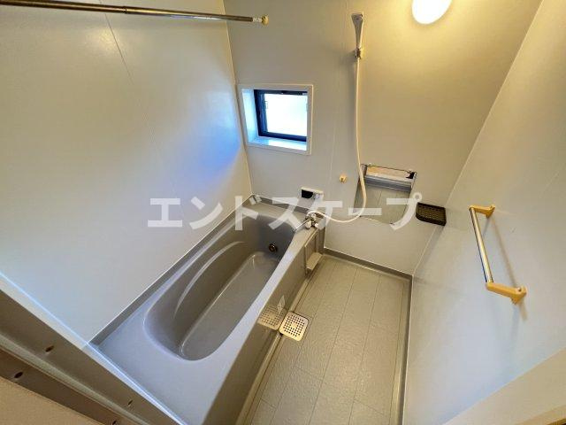 リビングタウン双葉　Ｂの浴室|高崎、前橋のお部屋探しはエンドスケープまで！お客様の理想お聞かせ下さい♪
内装の色味が画像と異なる場合がございます。