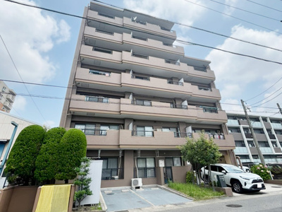 【外観】 | アコール小幡 中古マンション | 名鉄瀬戸線「小幡」駅まで徒歩約13分！およそ80平米の3LDK再生マンションが月々5万円台から登場です！苗代小学校まで徒歩約2分とお子様の通学にも安心！