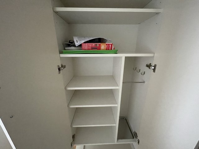 アスリート江坂Ⅱ番館の収納|同建物反転タイプを表示しています