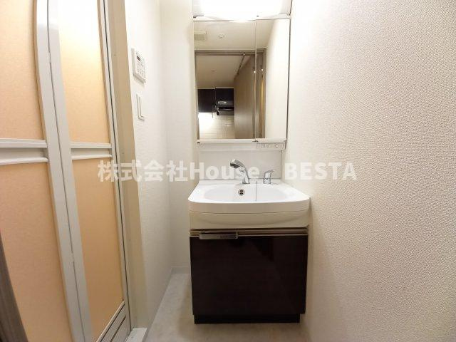 グランカリテ神戸ハーバーランド前の独立洗面台