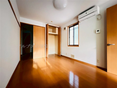 【寝室】 | リビオン