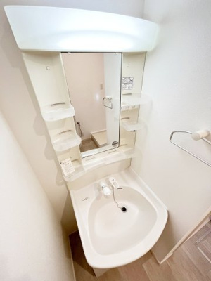 そうてつローゼン希望が丘店 徒歩3分。スーパー 230m