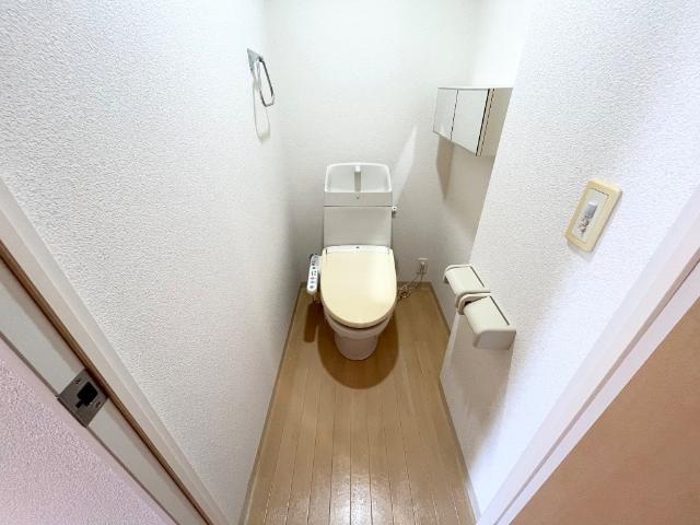 ＳＵＮ　ＨＥＩＭＥ　Ｍ＆Ｈ　Ⅱのトイレ|シャワー付トイレ