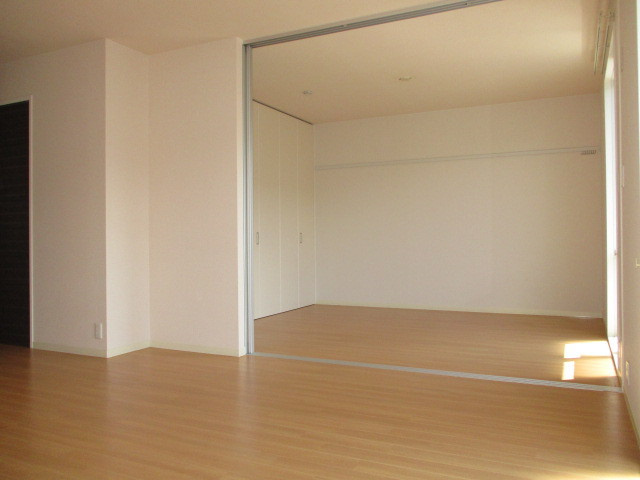 エトワールＣの居間・リビング