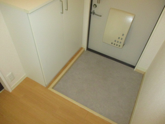 エトワールＣの玄関