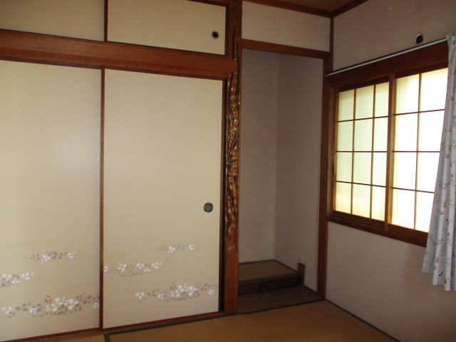 生駒郡斑鳩町法隆寺東２丁目の一戸建ての寝室