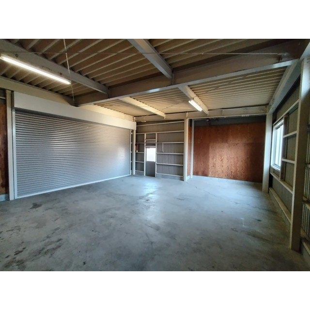 岐阜市山吹町６丁目の倉庫の内装