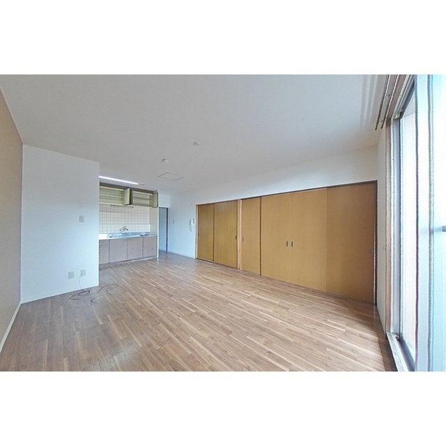 レジデンス桜の居間・リビング