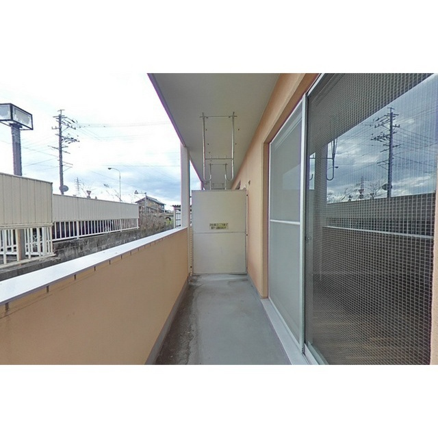 レジデンス桜のバルコニー