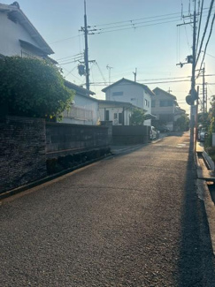 【前面道路含む現地写真】
