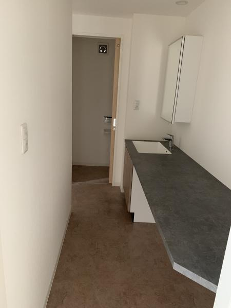 reve大津朝倉の洗面所