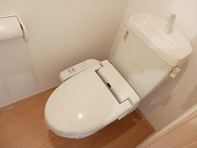 フェリ－チェ　Ⅰのトイレ|シンプルで使いやすいトイレです