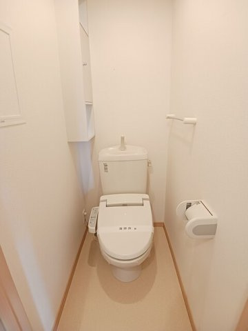 サンシャイン　Ｔ　Ｂのトイレ|落ち着いた色調のトイレです