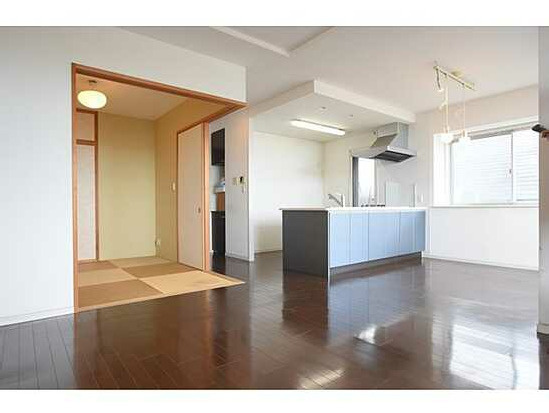 【居間・リビング】