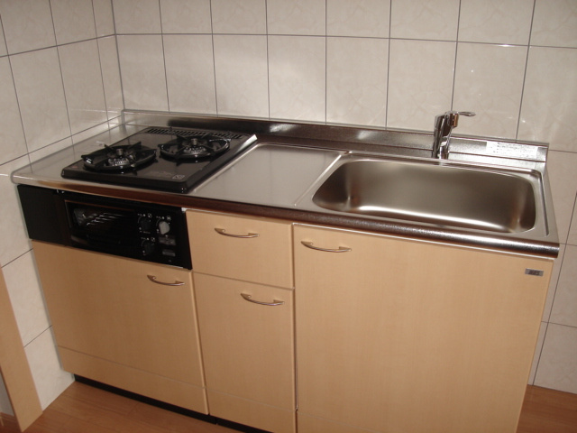 サンモールハイツのキッチン|キッチン（２口コンロ付）