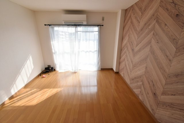 甲子園ピースの居間・リビング