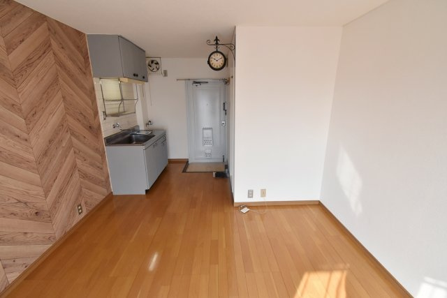 甲子園ピースの居間・リビング