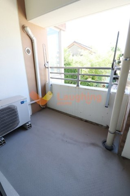 【バルコニー】 | グランシャリオ | 陽当たり良好なバルコニーです