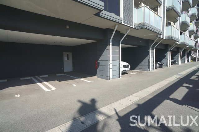 レクシア熊本中央エルビエンテの駐車場