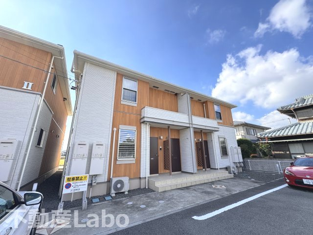 ルミエール松茂西Ⅱの駐車場