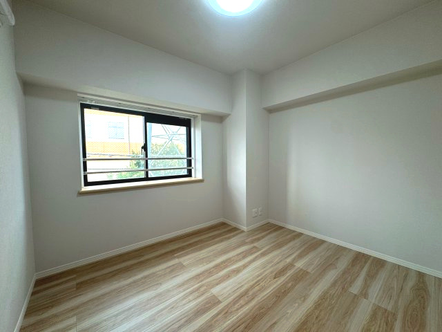 ダイアパレス花小金井の洋室|【洋室（約5.1帖）】