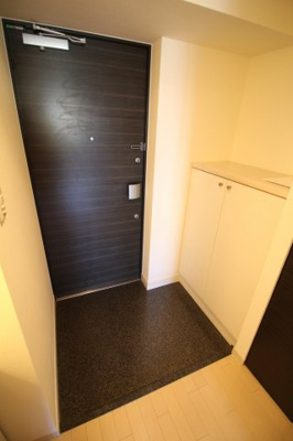 【玄関】 | プレサンス神戸裁判所前デリシア