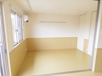 【洋室】 | Stella Court（ステラ・コート）