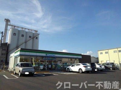 【周辺】 | エール | ファミリーマート丸亀港町店まで800m