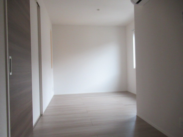 エスポワールひかりが丘　Bの寝室