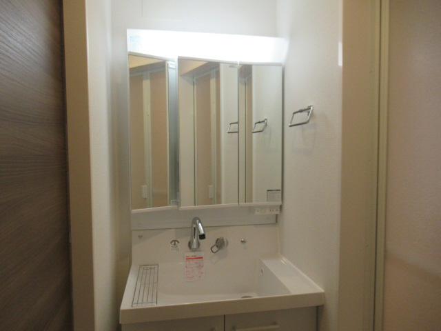 エスポワールひかりが丘　Bの洗面所