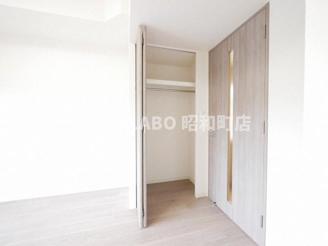 ララプレイス四天王寺前夕陽ヶ丘プルミエの収納