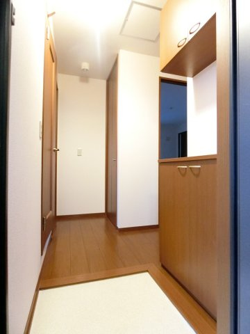 オークス玉瀬Ⅱの玄関