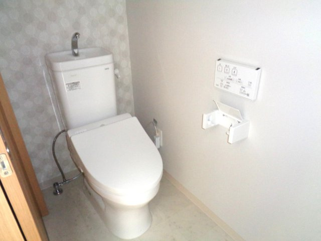 Astoria Aのトイレ