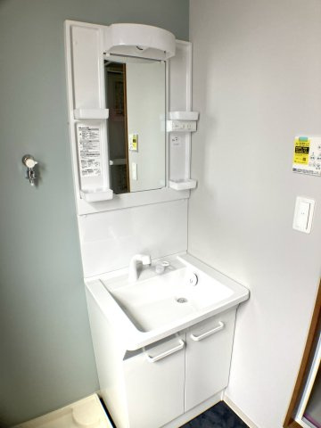 Astoria Aの洗面所