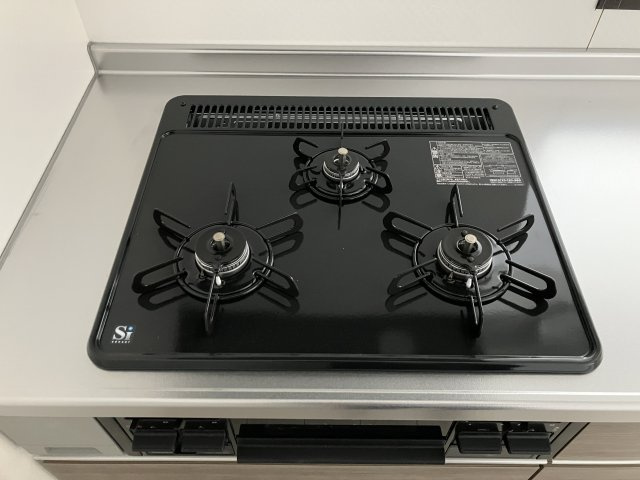 Astoria Aのキッチン|3口コンロ