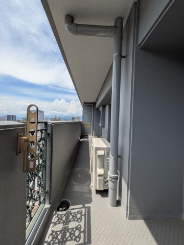 【バルコニー】