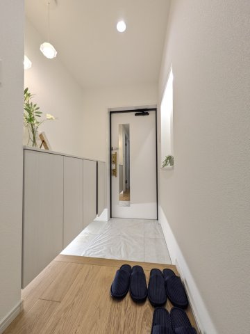 【玄関】