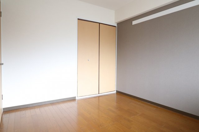 ラミュール北春日丘の寝室