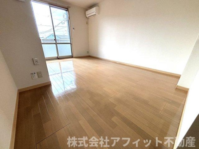 【居間・リビング】 | パレド リヴァージュ | LDK12.2帖