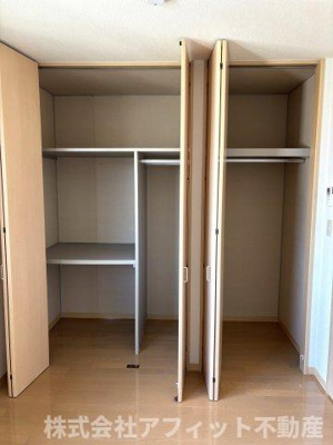 【収納】 | パレド リヴァージュ | クローゼット