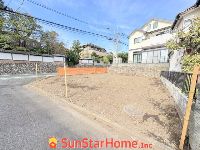 【サンスターホーム】羽村市羽中　建築条件無土地　南西角　更地渡しの外観