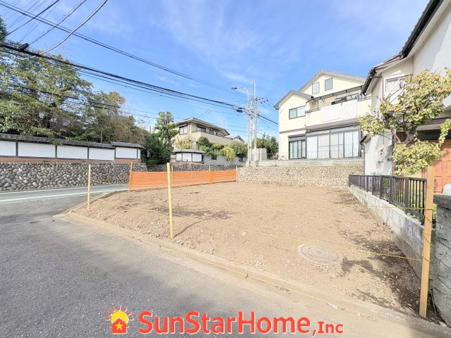 【サンスターホーム】羽村市羽中　建築条件無土地　南西角　更地渡しの外観