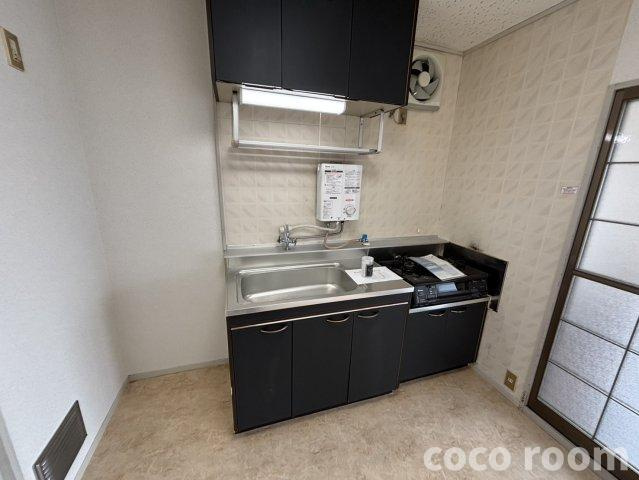 プレジールオオクラBのキッチン