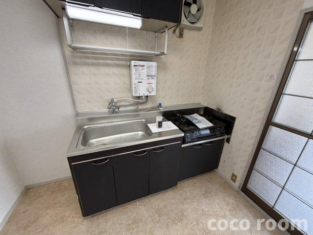 プレジールオオクラBのキッチン