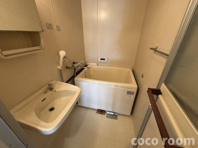 プレジールオオクラBの浴室