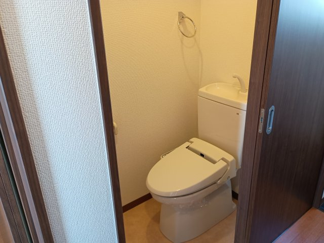 ハッピーロードAのトイレ