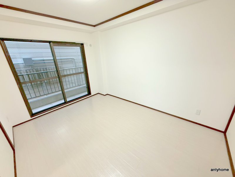 シャンボール今里Ⅱ番館　仲介手数料無料の洋室